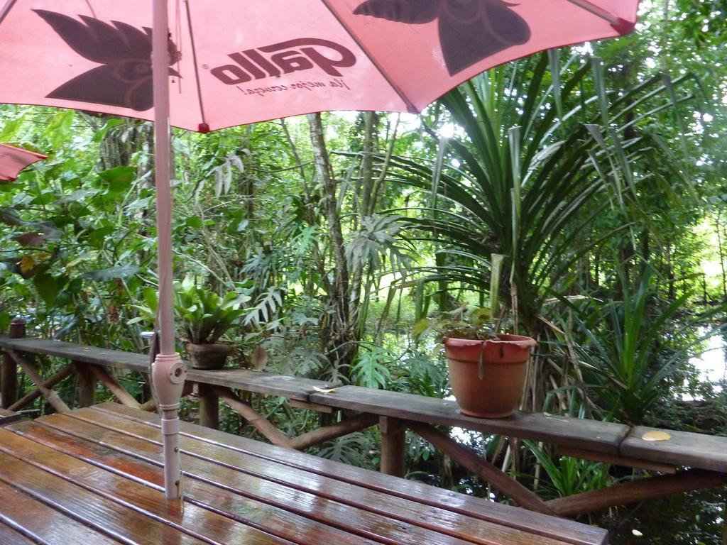 Hotel Casa Perico Rio Dulce Exterior photo