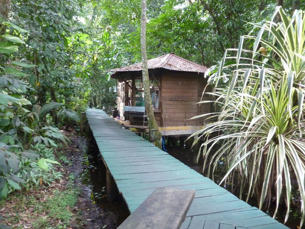 Hotel Casa Perico Rio Dulce Exterior photo